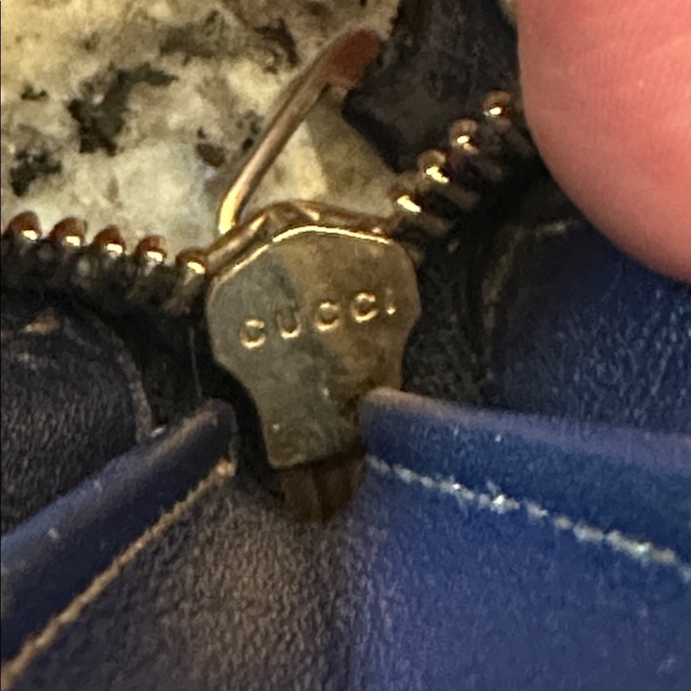 Gucci Beige and Navy Zip Wallet with Americana Logo - Picture 13 of 14